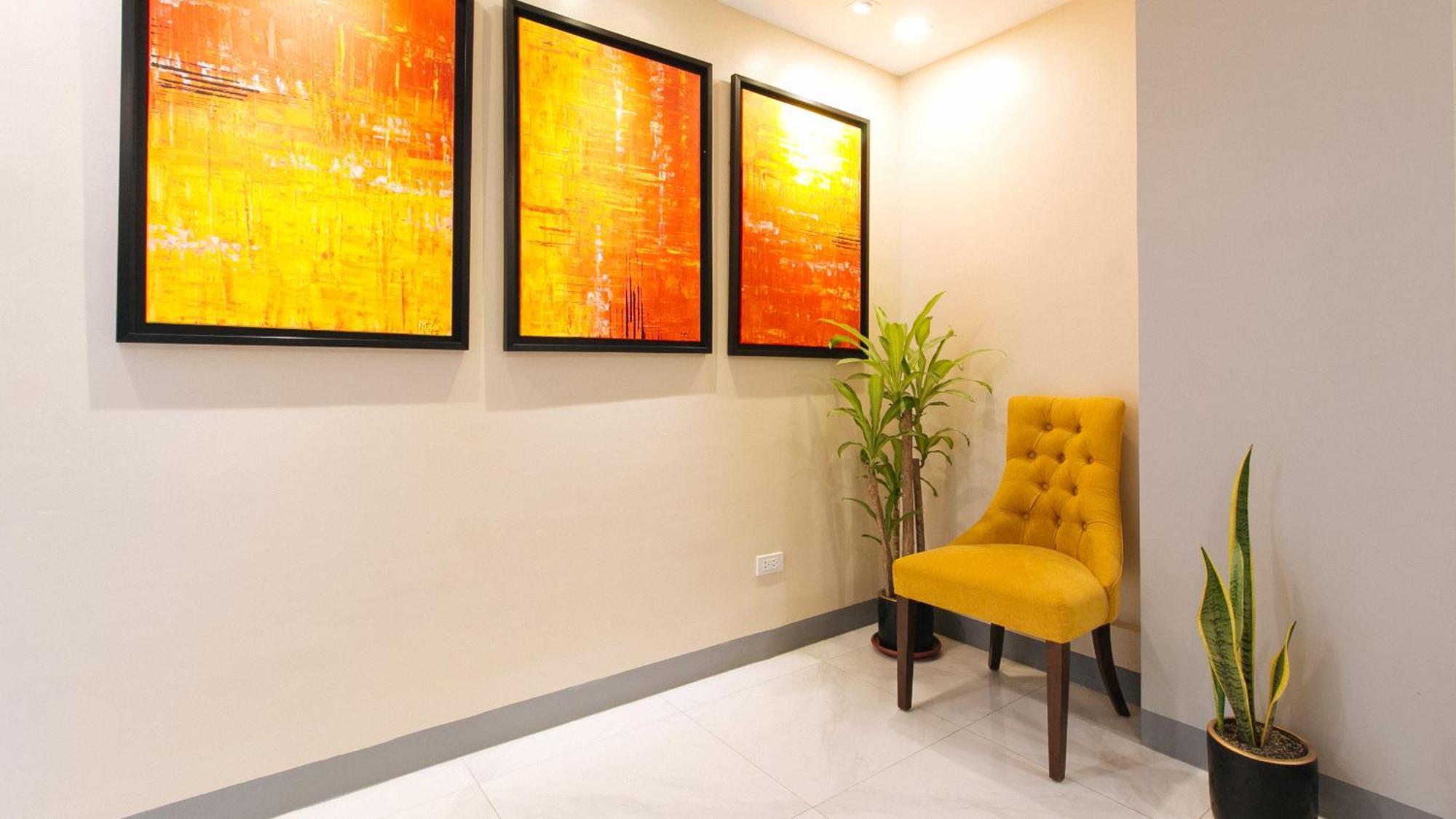 Reddoorz Plus @ Torre De Manuel Residences 1 Quezon City Bagian luar foto